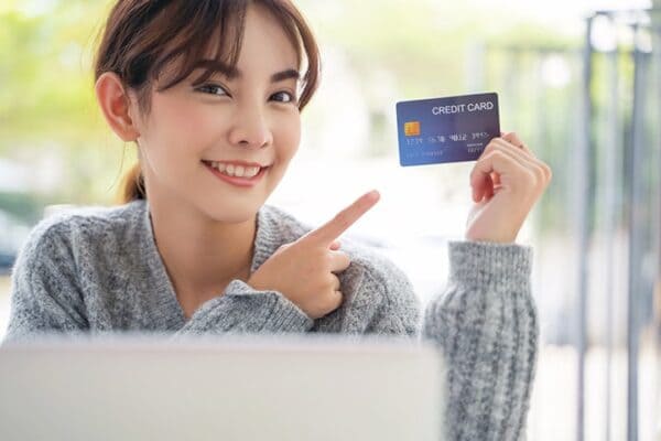 消費者金融か銀行どちらがおすすめのカードローンなのか